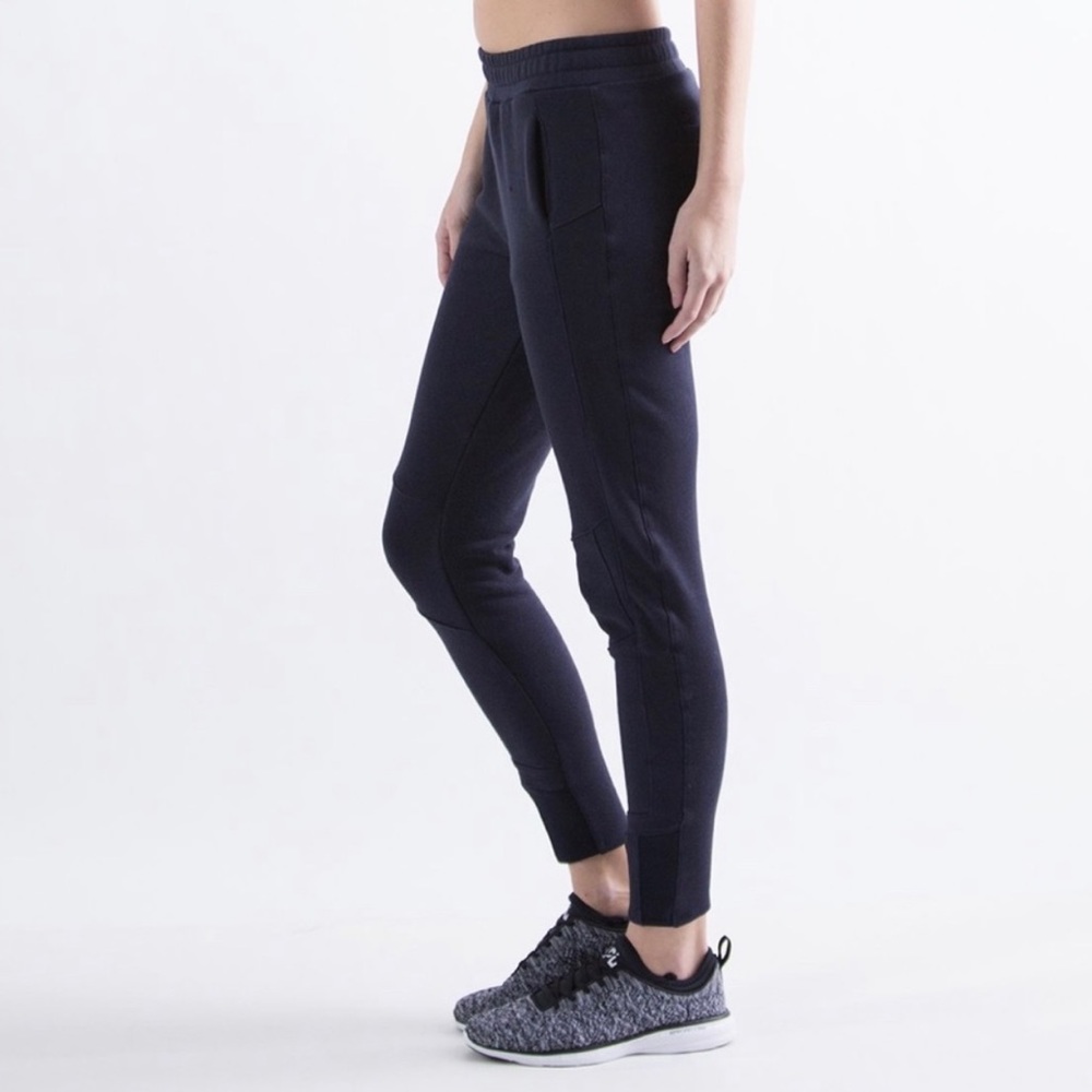 APL Perfect Jogger in grey. Size XS. 100% Japanese cotton terry. - Picture 3 of 9
